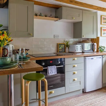 Remarkable 1-Bed Cotswolds Cottage In Finstock Chipping Norton Exterior photo