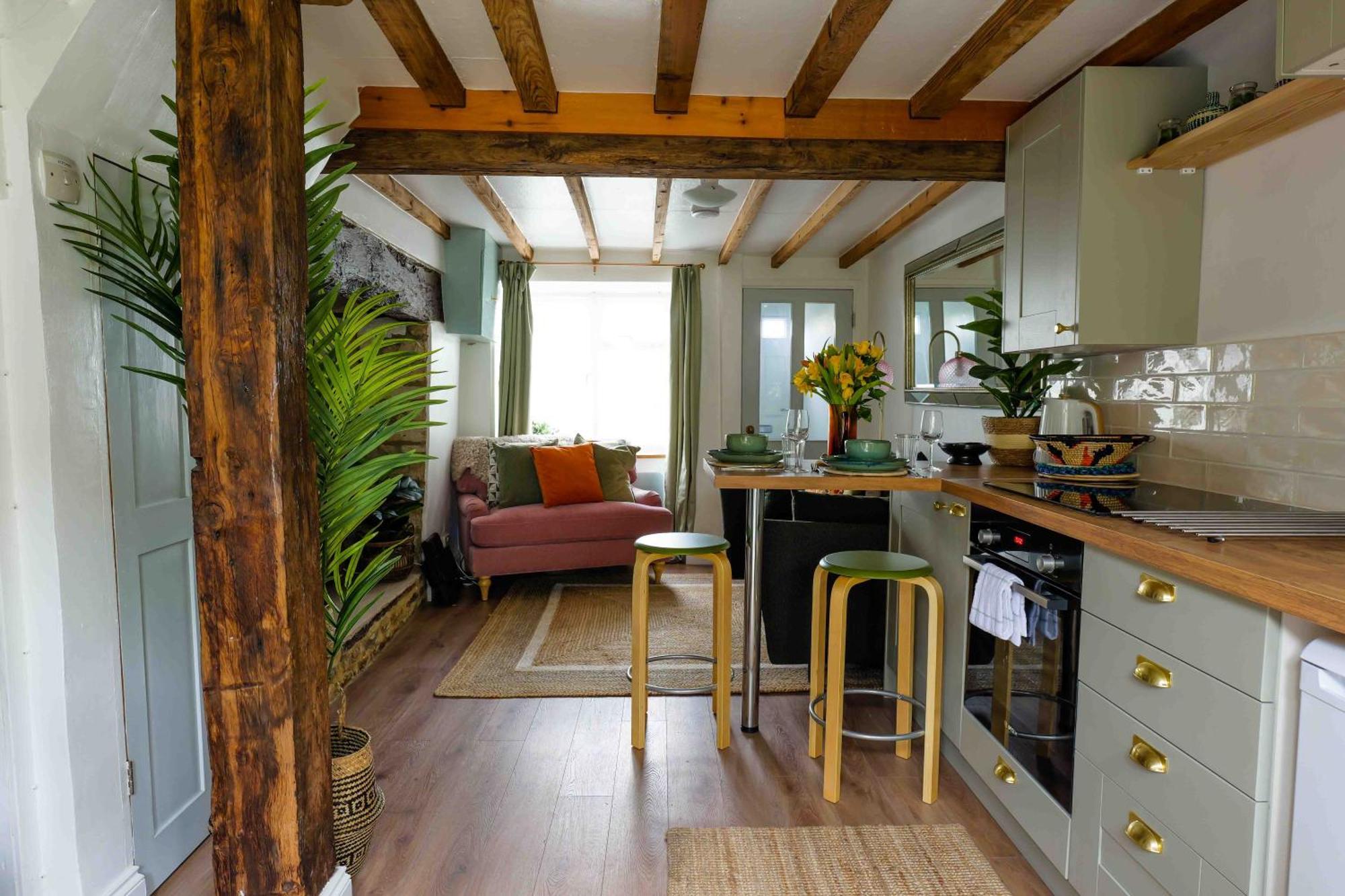 Remarkable 1-bed Cotswolds In Finstock * Chipping Norton